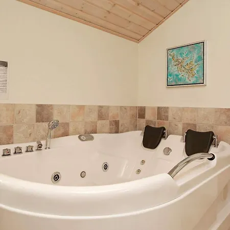 Casa de Férias 6 Person In Jerup